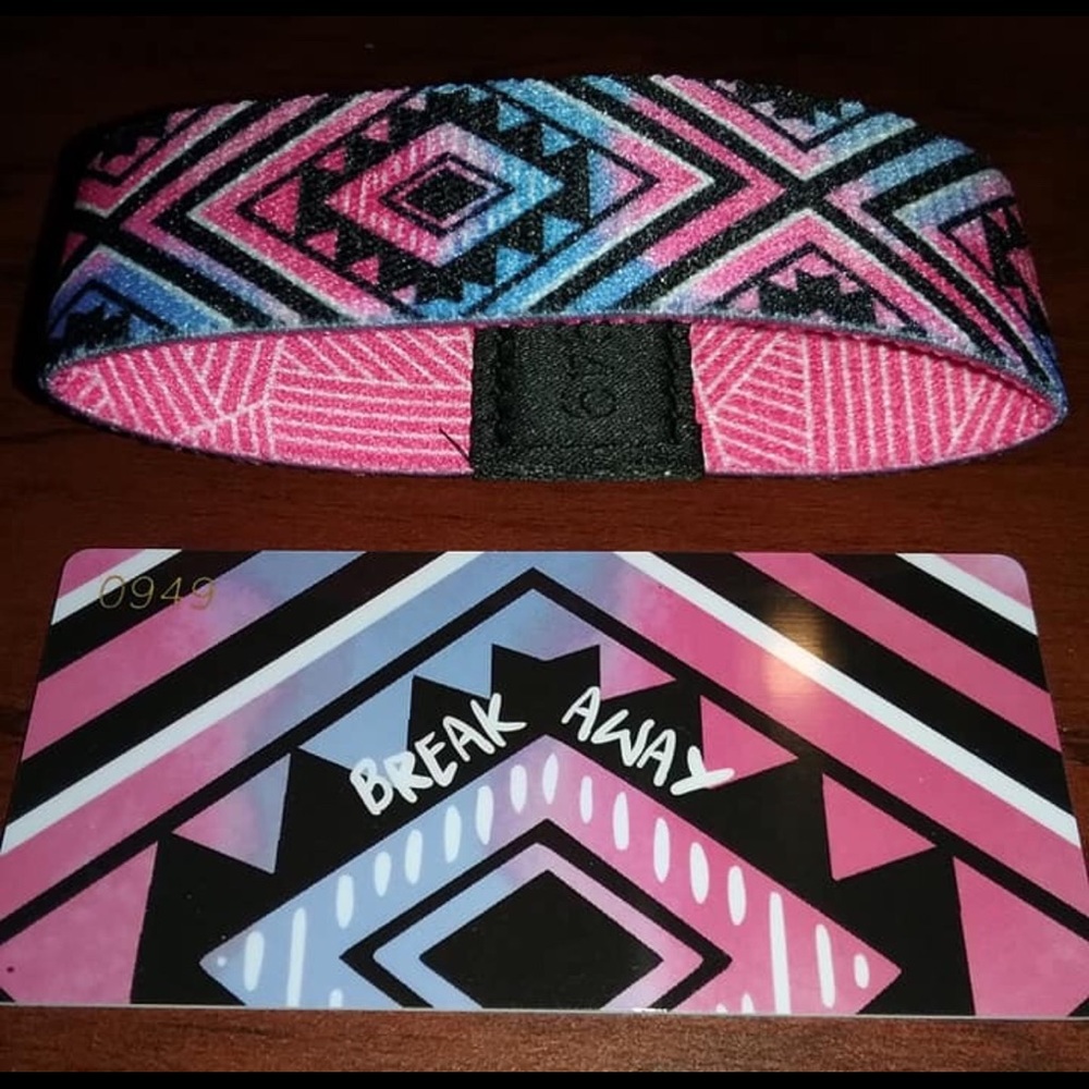 ZOX BREAK AWAY Unreleased Wristband